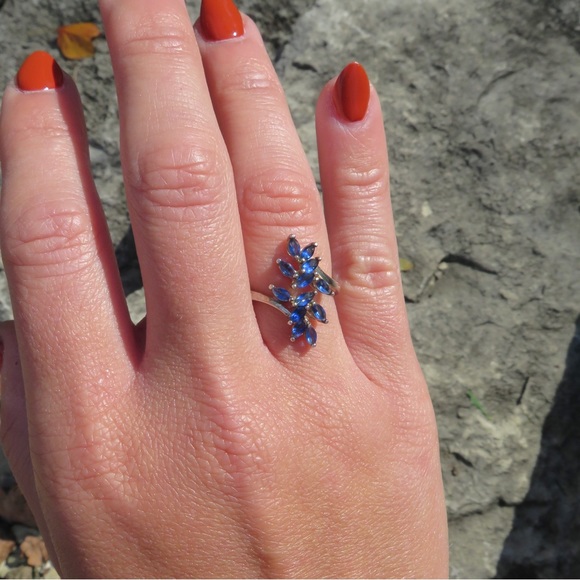 Sterling Silver 925 Bypass Blue Stone Vine Ring Size 7 - Picture 2 of 5